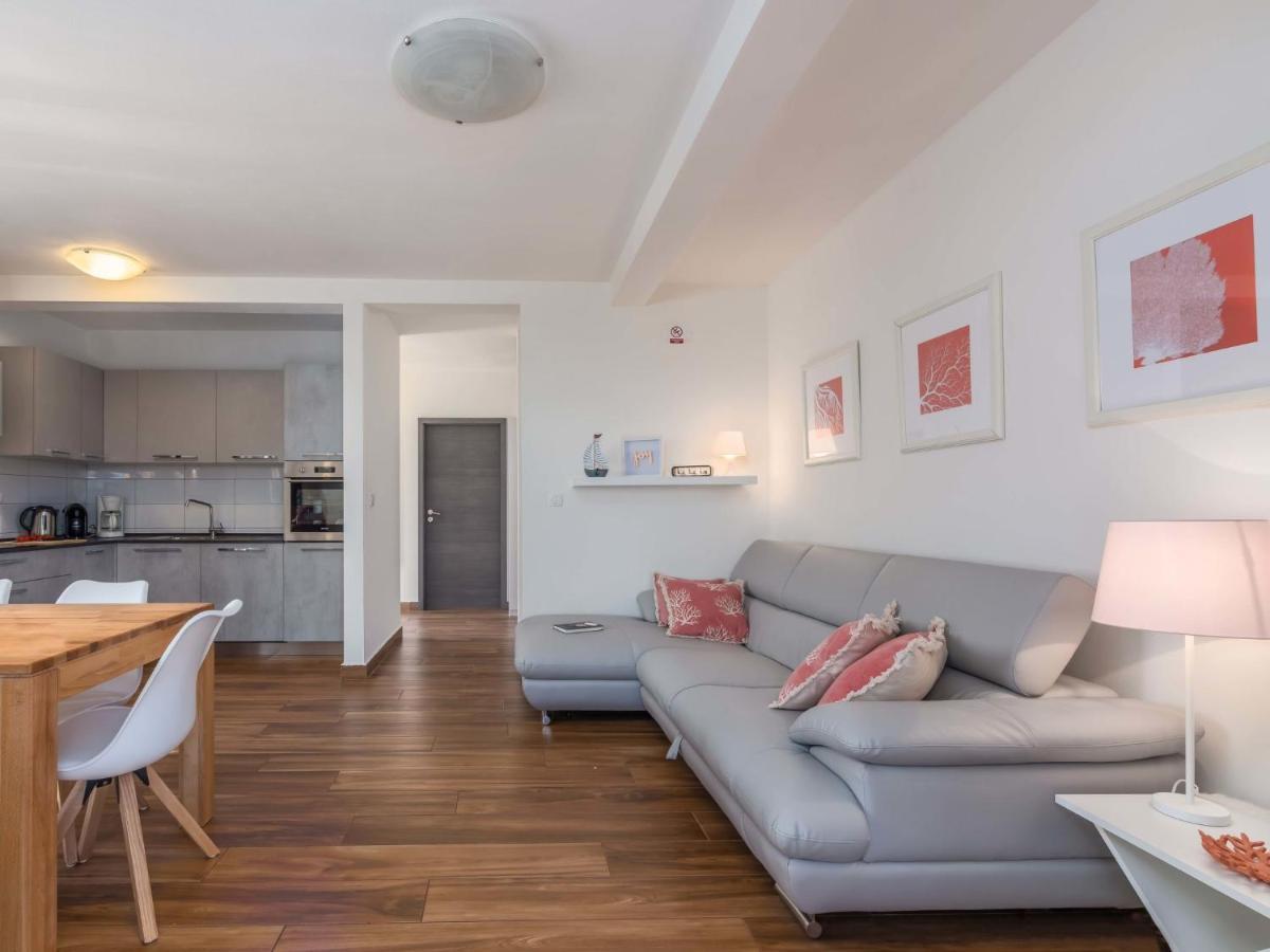 Holiday Home Villa Joy By Interhome Novigrad  Bagian luar foto
