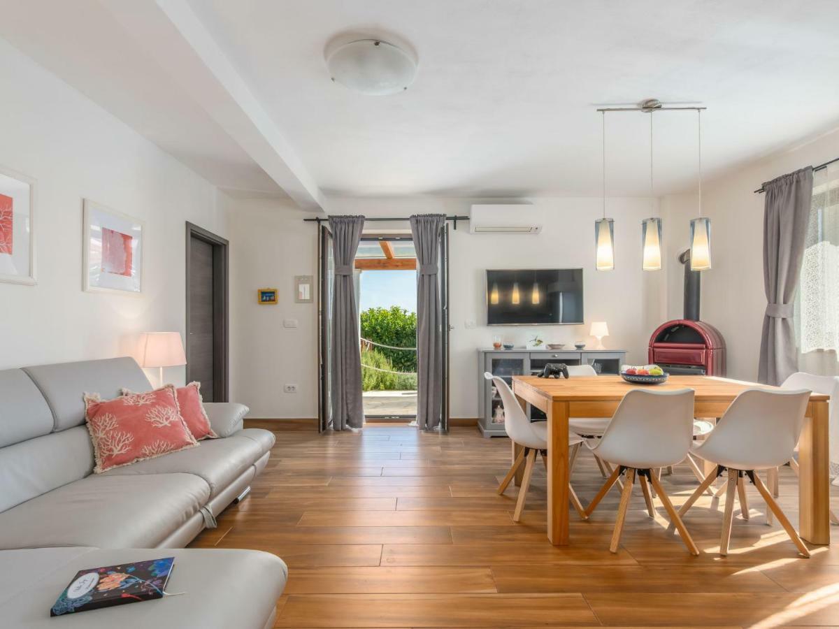 Holiday Home Villa Joy By Interhome Novigrad  Bagian luar foto