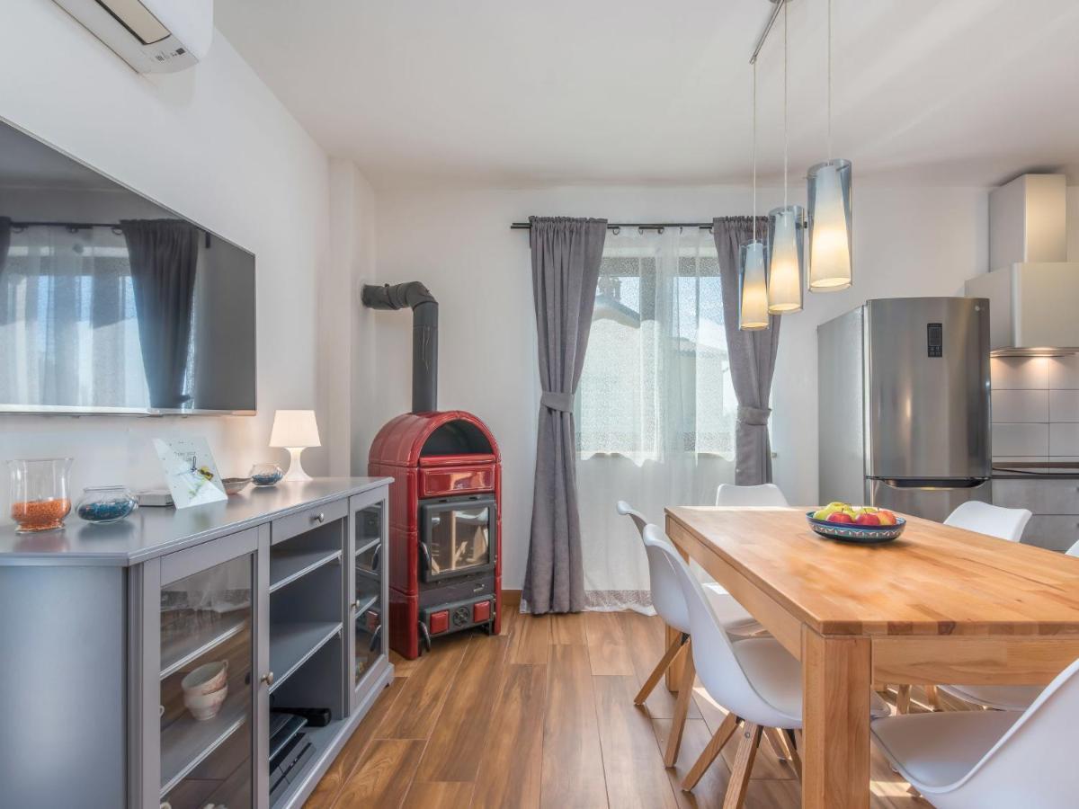 Holiday Home Villa Joy By Interhome Novigrad  Bagian luar foto