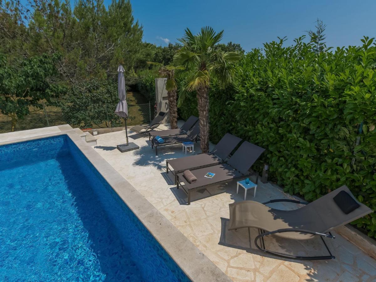 Holiday Home Villa Joy By Interhome Novigrad  Bagian luar foto